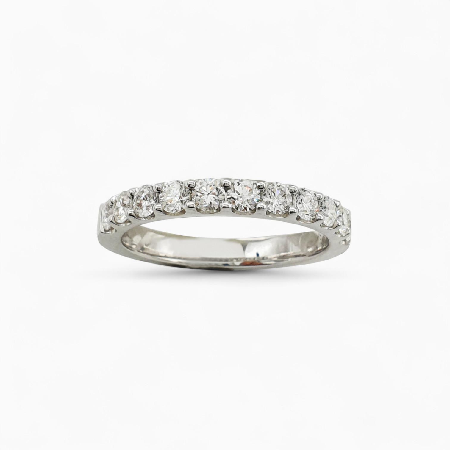 Linéa Diamond Ring