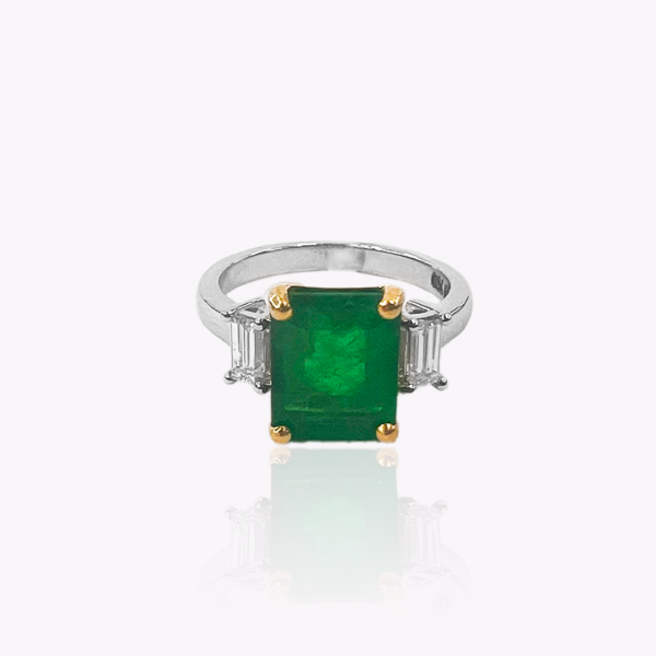 18ct Yellow Gold Emerald and Diamond Ring