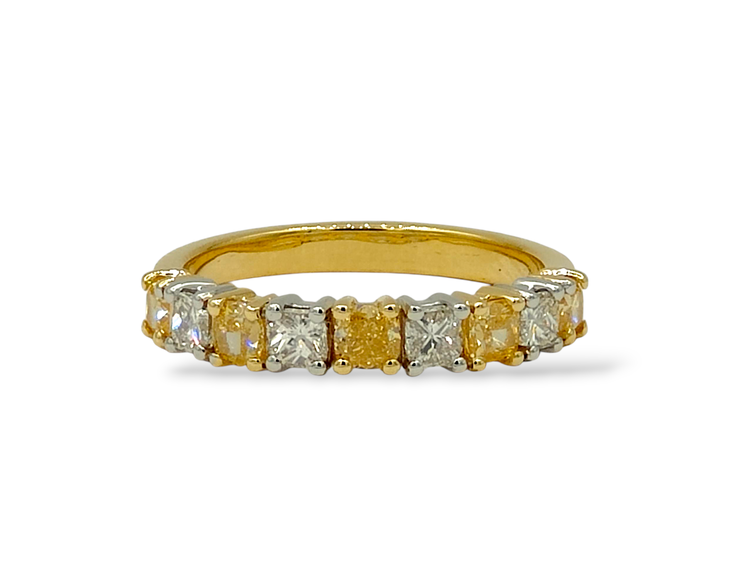 18ct Yellow and White Diamond Ring in yellow and white gold
