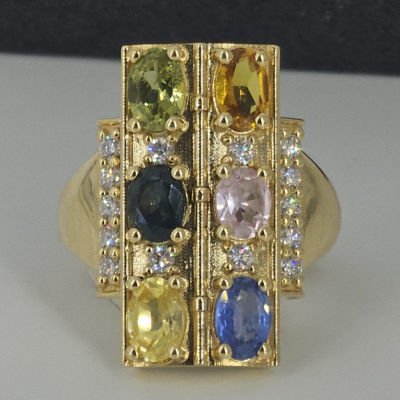 18ct Yellow Gold Sapphire & Diamond Panel Ring